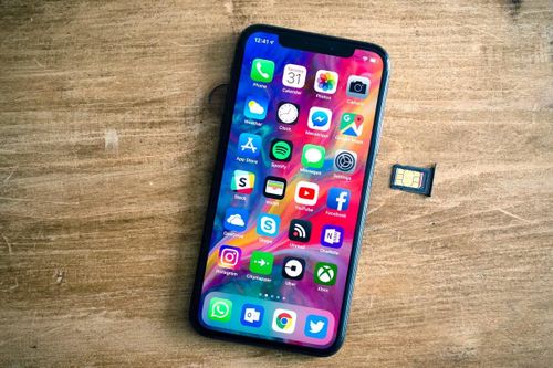 Nhiều iPhone gặp lỗi eSIM