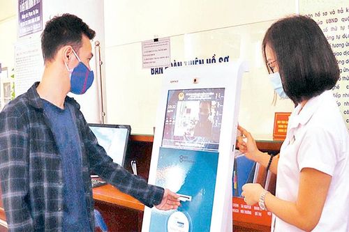 Đưa chính quyền đến gần dân, sát cơ sở