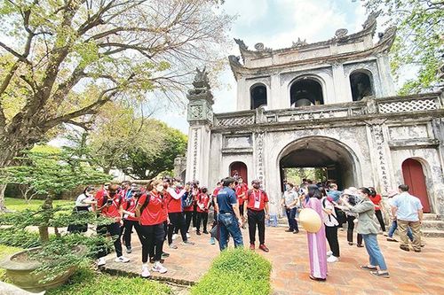 Du lịch Hà Nội 'ghi điểm'