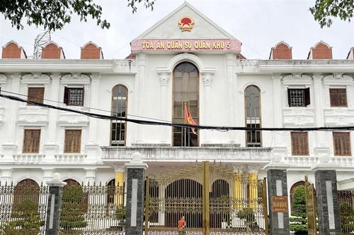 Hai cựu đại úy biên phòng đi tù vì buôn ma túy