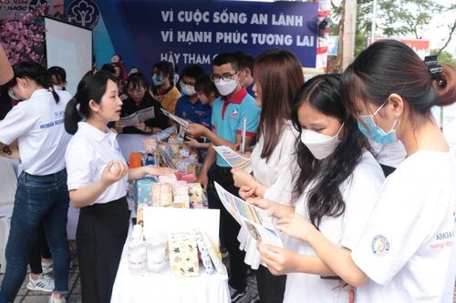 Tạo cơ hội việc làm cho người lao động, học sinh, sinh viên
