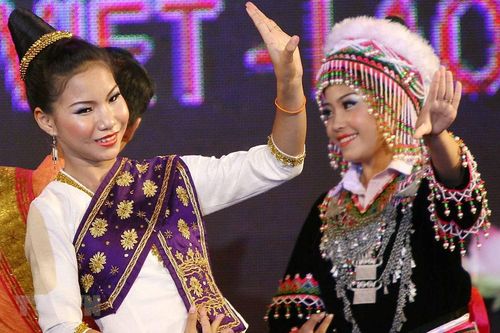 Ngày hội giao lưu hữu nghị vùng biên giới Việt Nam-Lào tại Điện Biên
