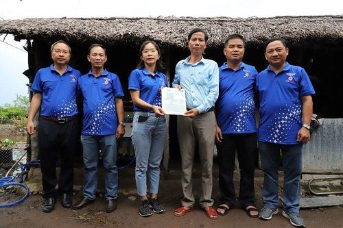 Đoàn thanh niên EVNGENCO2: Hạnh phúc cùng hành trình mang nước sạch về với bà con vùng Biên