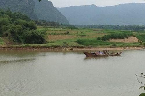 Giăng lướt đánh cá, phát hiện sọ người trên sông