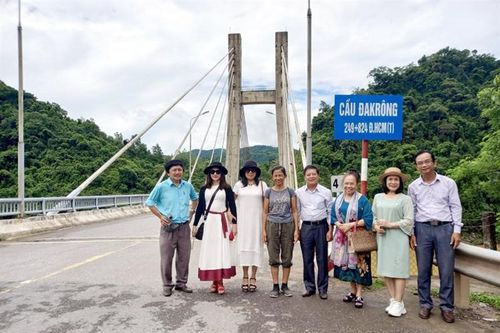 Thực tế sáng tác và giao lưu văn học giữa Hội Nhà văn Đà Nẵng và Quảng Trị