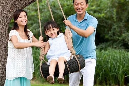 Giáo dục gia đình: Chuẩn mực phải bắt đầu từ lời nói
