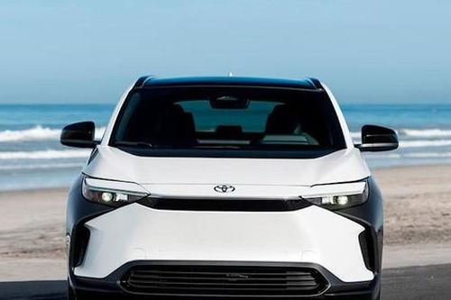 Xe Toyota bị bán kênh giá tới gần 30.000 USD tại Mỹ