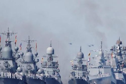 Nga tính hủy duyệt binh hải quân ở Crimea vì xung đột Ukraine