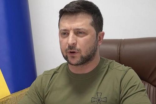 Ông Zelensky tố Nga muốn 'thâu tóm tất', Mỹ do dự gửi tên lửa cho Ukraine