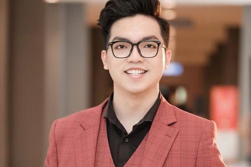 Chàng MC song ngữ đa năng tại SEA Games 31