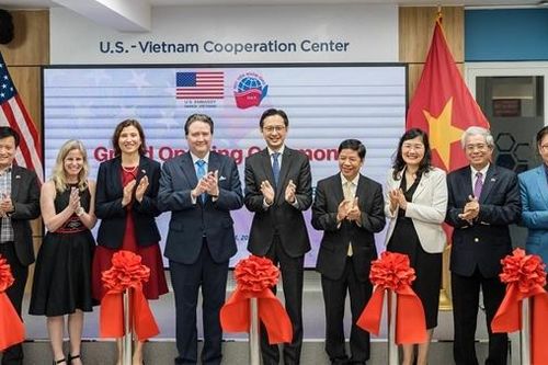 Khai trương Trung tâm Hợp tác Việt Nam – Hoa Kỳ