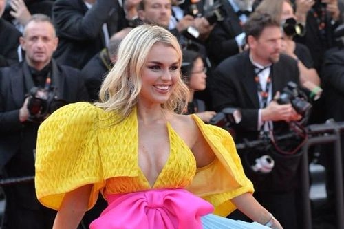 Thảm họa thời trang ở Cannes 2022