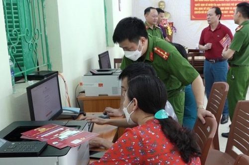 Điện Biên thí điểm mô hình chuyển đổi số cấp sở, huyện, xã, phường