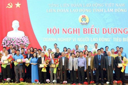 Lâm Đồng biểu dương 30 doanh nghiệp 'vì người lao động' tiêu biểu
