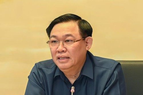 Chủ tịch Quốc hội: 'Tiền có không tiêu được thì vướng do đâu?'