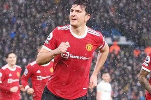 HLV Ten Hag khen ngợi đội trưởng Maguire