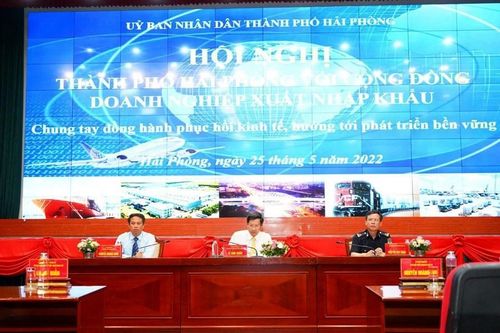 Hải Phòng: Đối thoại, giải quyết kiến nghị của doanh nghiệp xuất nhập khẩu