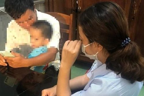 Vụ mẹ khai tử con 3 tuổi dù vẫn còn sống: Có nên giao con cho người cha chăm sóc?