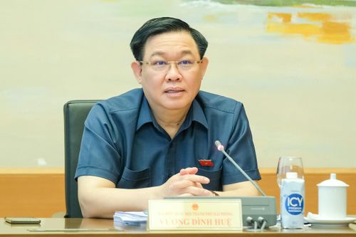 Chủ tịch Quốc hội Vương Đình Huệ: Chậm giải ngân vốn đầu tư công gây ảnh hưởng tới tốc độ phục hồi của nền kinh tế