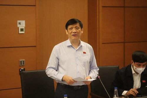 Bộ trưởng Nguyễn Thanh Long: Cấp hành nghề 5 năm để khuyến khích bác sĩ học suốt đời