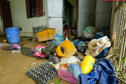 Sóc Sơn, Hà Nội: Cơn mưa đầu mùa 'cuốn trôi' tài sản cả thôn