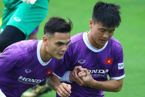 Duy Mạnh: 'Anh Đức sẽ hỗ trợ tốt cho hàng công tuyển Việt Nam'