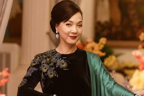 NSND Lê Khanh khuyến khích các nhà làm phim trẻ 'dám nghĩ dám làm'