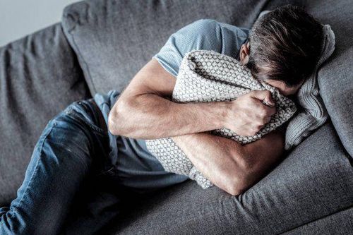 Nghi vợ ngoại tình, cho con trai xét nghiệm ADN thì phát hiện sự thật kinh thiên động địa