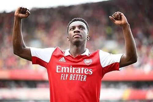 Chuyển động Arsenal: Gia hạn hợp đồng với Elneny, cố giữ chân Nketiah