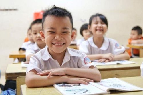 Netizen cười xỉu trước bài văn tiểu học viết theo lối mở bài 'huyền thoại', đọc xong quên cả bản gốc