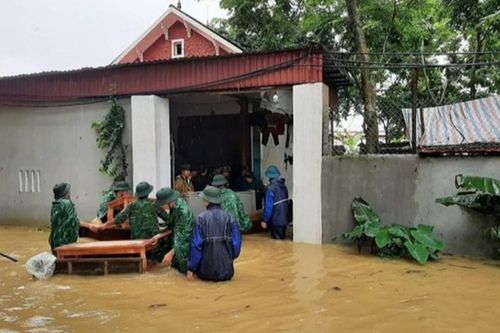 Vĩnh Phúc: Tường nhà đổ sập sau lũ khiến 3 người tử vong