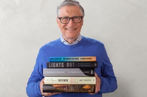 Tỷ phú Bill Gates: Muốn thay đổi thế giới, hãy đọc nhiều sách