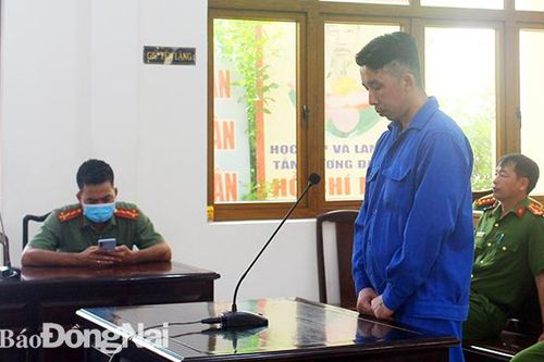 Lãnh 7 năm tù vì chém người yêu do ghen