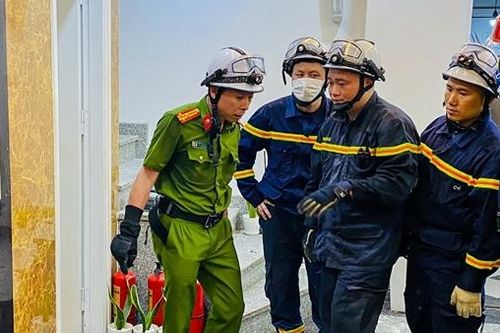 Danh tính hai nạn nhân trong vụ rơi thang máy thương tâm ở Hà Nội