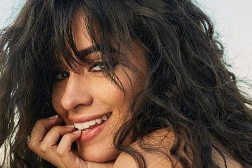 Camila Cabello biểu diễn tại chung kết Champions League