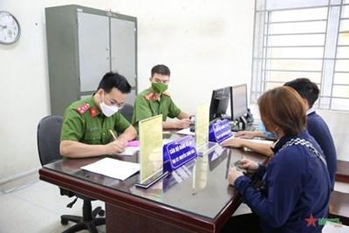Hà Nội: Gần 1.500 phương tiện đăng ký mới trong tuần đầu tiên phân cấp về công an xã