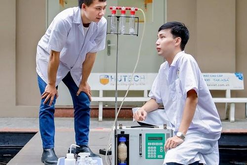 Tiếp sức thí sinh bằng… học bổng