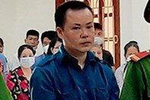 Dùng dao phay chém vợ nhiều nhát do nghi ngờ ngoại tình
