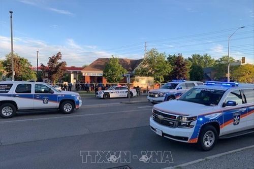 Canada: Cảnh sát bắn hạ kẻ mang vũ khí gần khu vực trường học