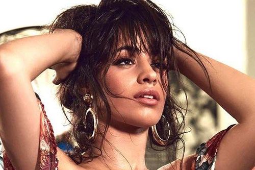 Camila Cabello: Nữ ca sĩ xinh đẹp hát chính chung kết Champions League