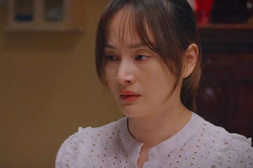 Lan Phương gây tranh cãi vì đài từ tệ, khó lên hàng diễn viên thực lực?