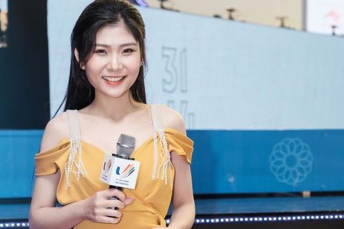 Nữ sinh trường Báo chưa tốt nghiệp đại học đã có thành tích đáng nể