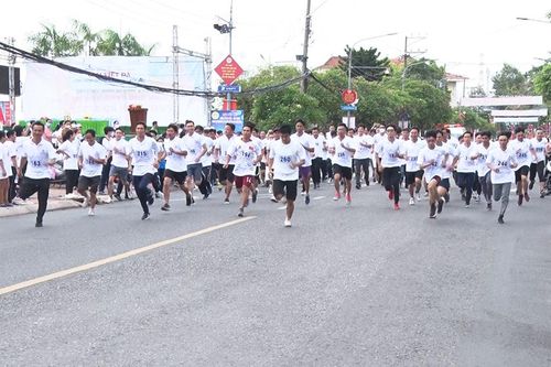 TP. Châu Đốc hưởng ứng các hoạt động Tháng công nhân năm 2022