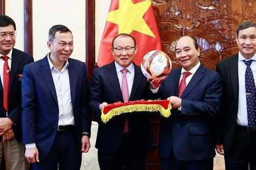 HLV Park Hang-seo: Nhiều CLB nước ngoài quan tâm đến cầu thủ Hoàng Đức