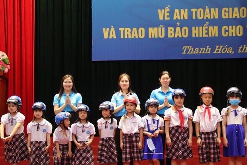Tập huấn, truyền thông phòng, chống tệ nạn xã hội và tội phạm mua bán người