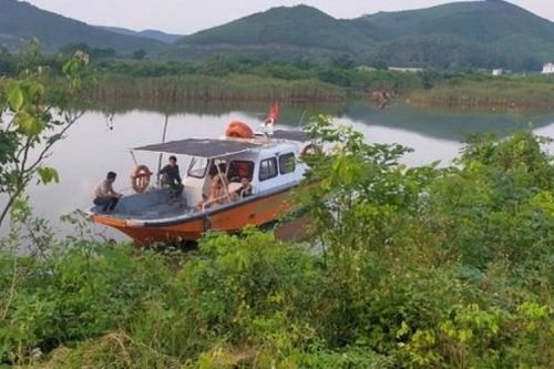 Xót xa 2 vợ chồng nghèo đuối nước để lại 6 đứa con