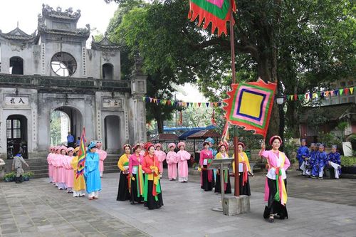 'Tỏa rạng' Thăng Long tứ trấn
