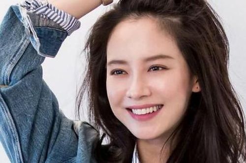 Song Ji Hyo tiết lộ mẹo làm đẹp giúp bạn tỏa sáng