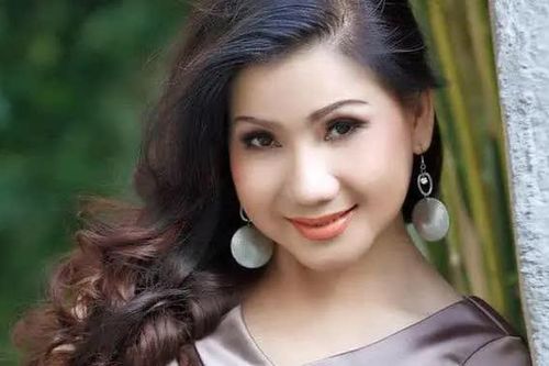 Nghệ sĩ cải lương Phượng Loan dần hồi phục sau tai nạn giao thông