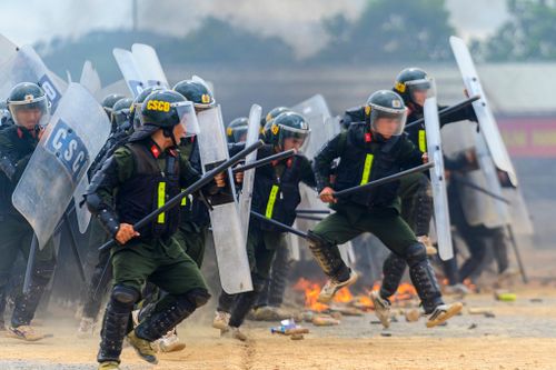 Tân binh CSCĐ diễn tập chống khủng bố